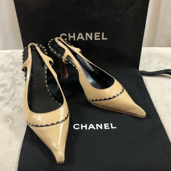 CHANEL Golden CC Slingback Pumps IT 38